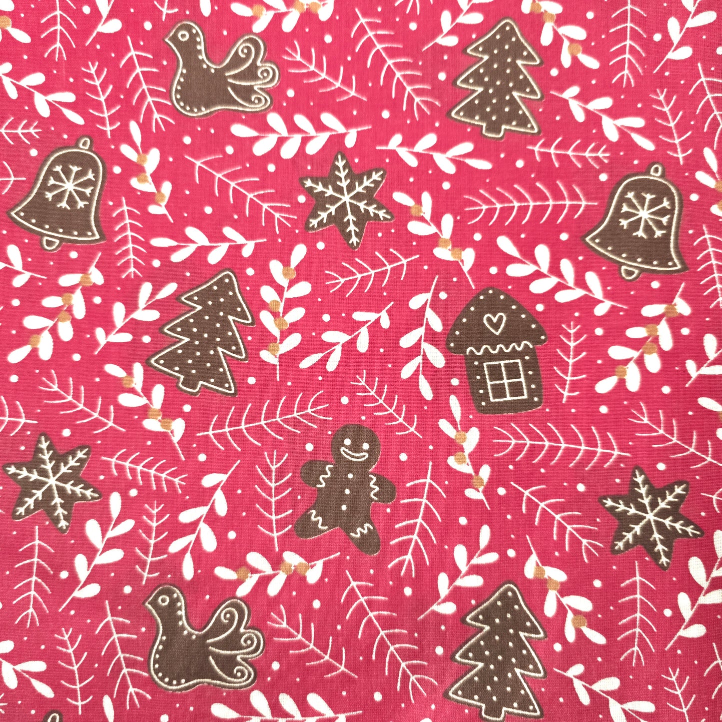 Christmas Fabric Gingerbread Print – Polycotton – Craft / Sewing – Pink