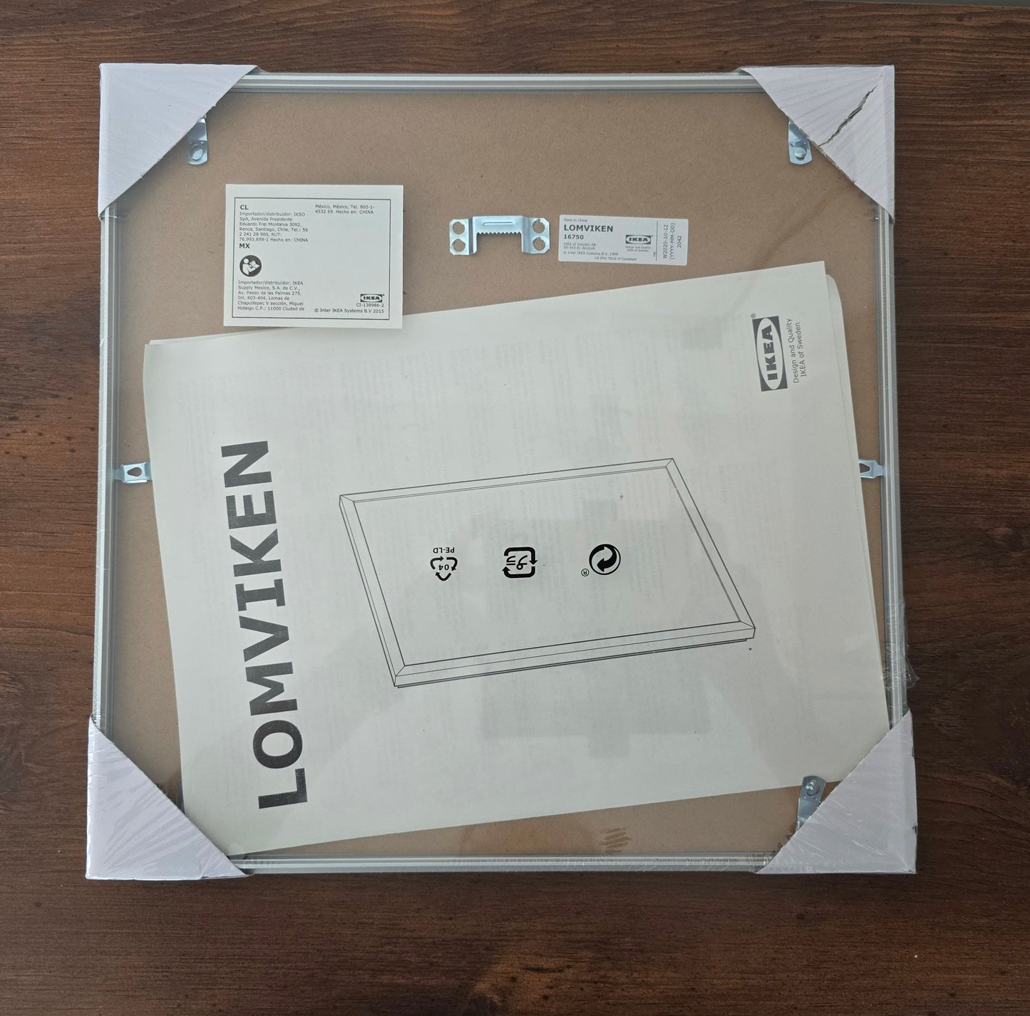 IKEA LOMVIKEN Silver Frame 32×32 cm (New & Sealed)