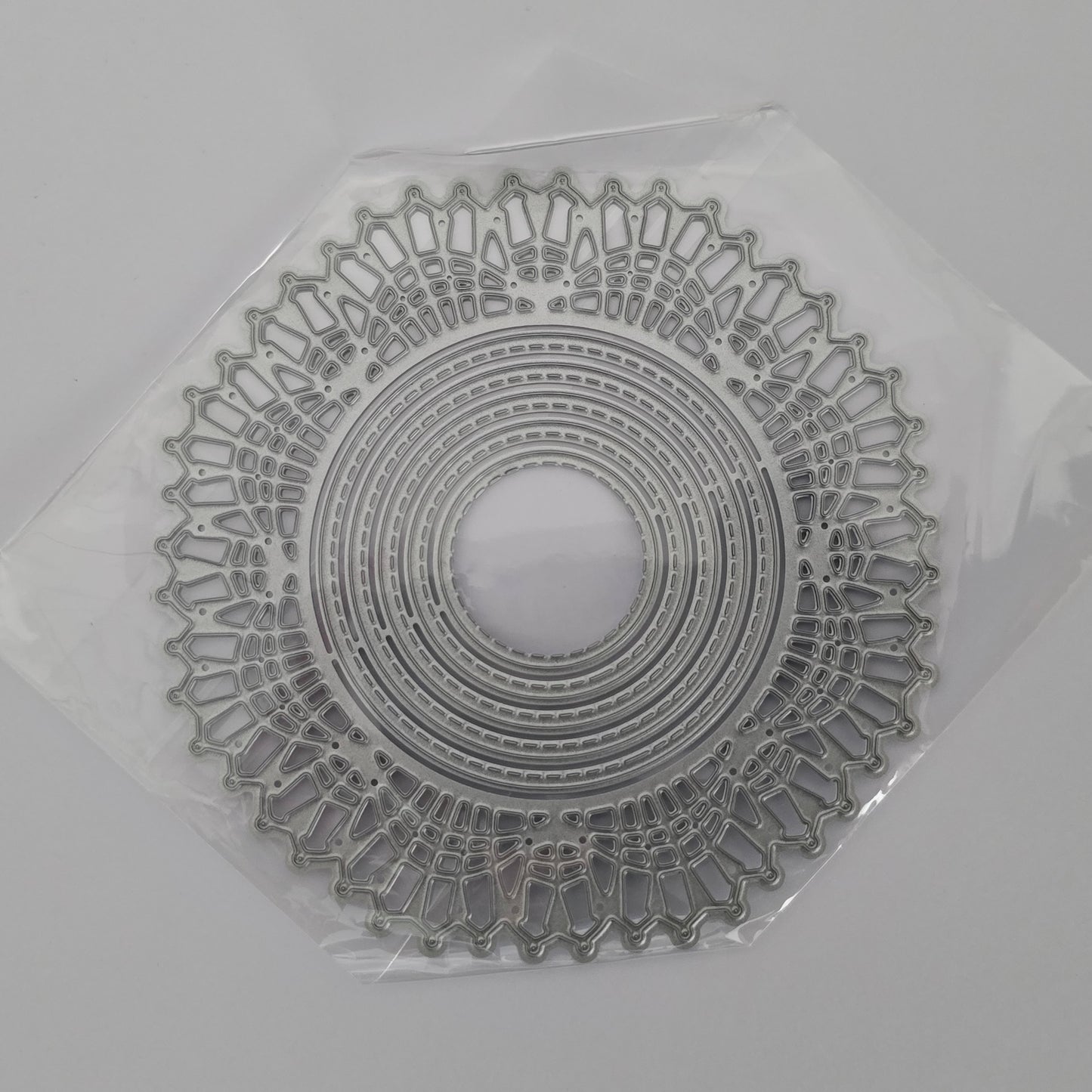 Mandala Circle Metal Cutting Die Set – Layered Doily