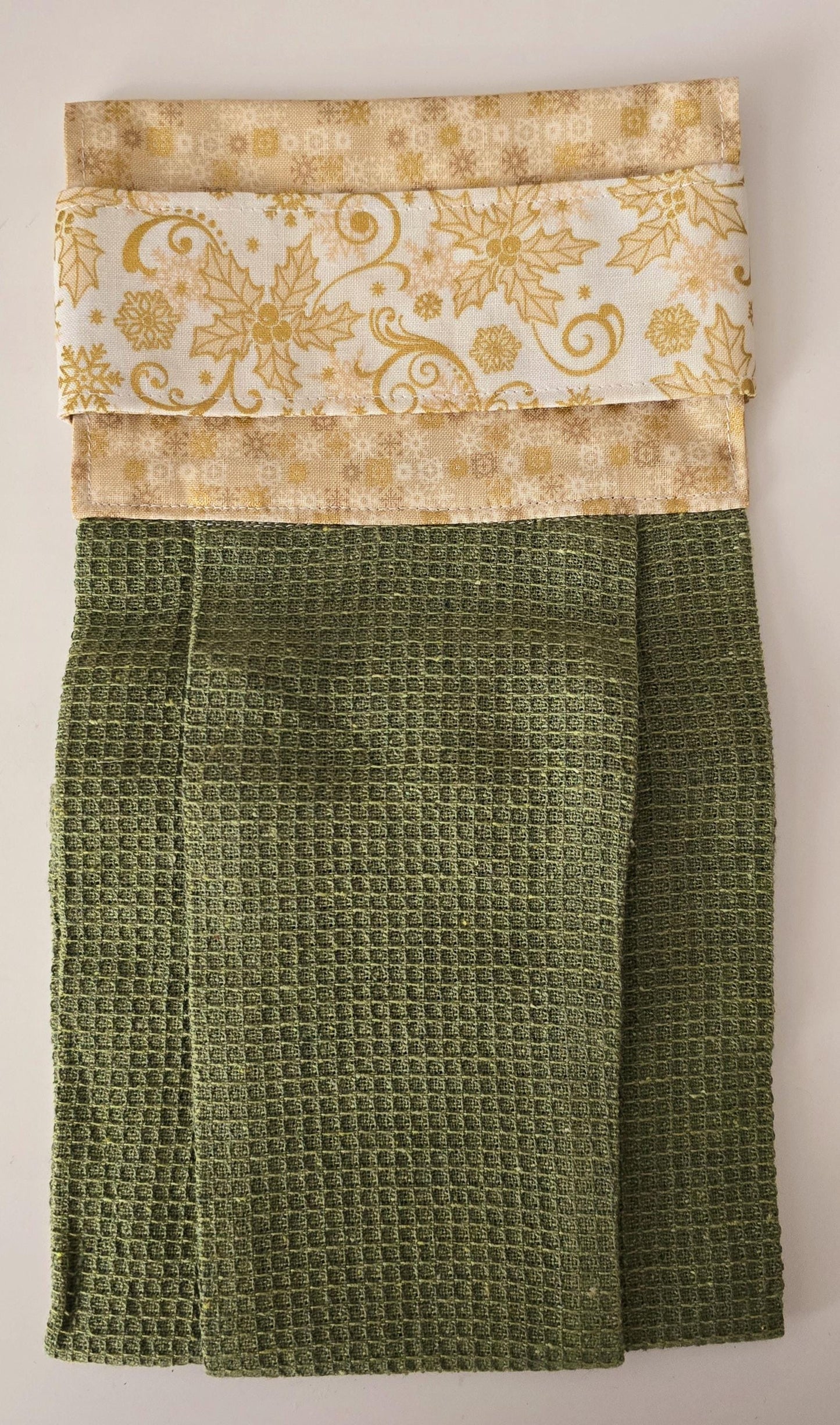 Green Christmas Hanging Hand Towel – Floral Cotton Kitchen Decor, Handmade in UK