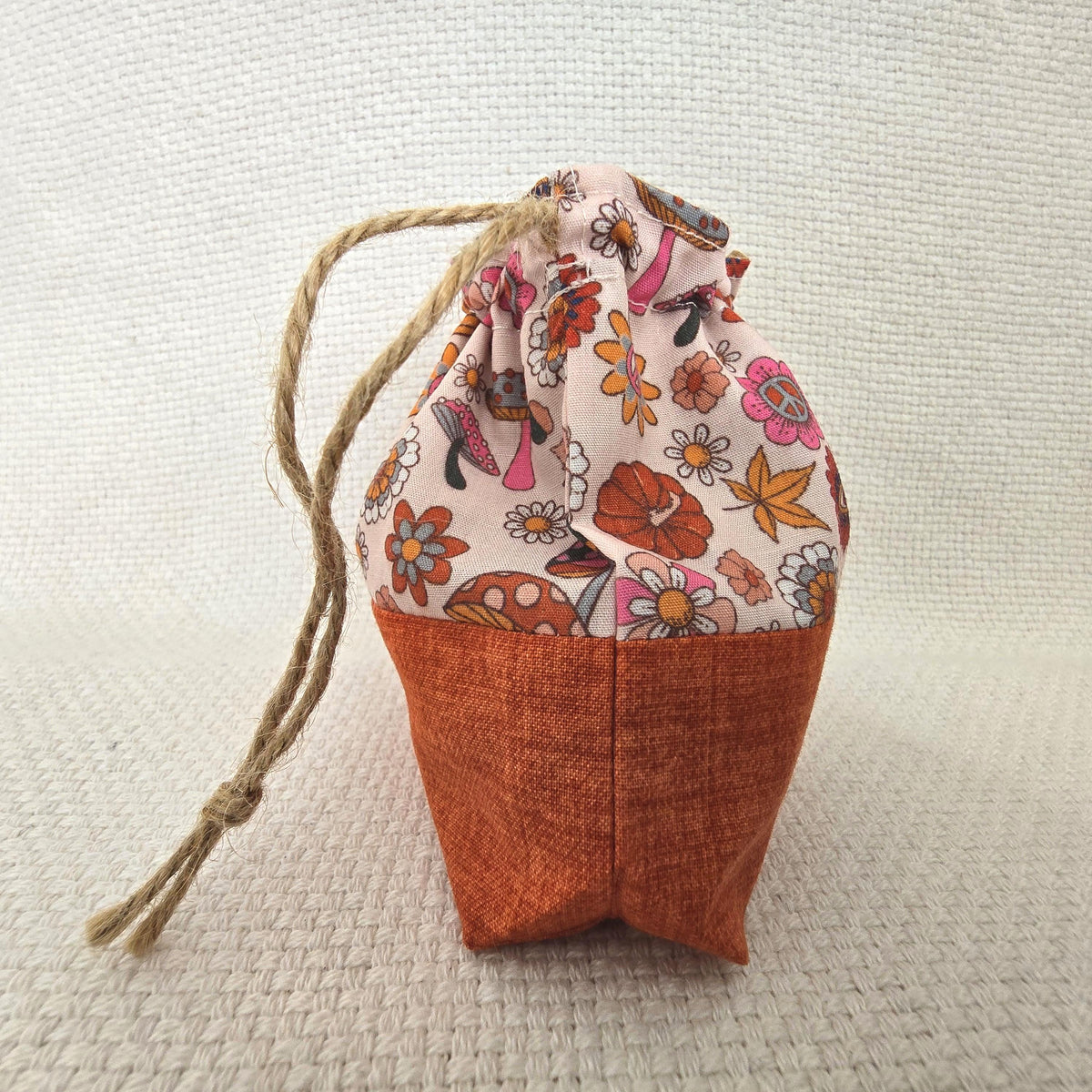 Handmade Autumn Mushroom Drawstring Pouch, Floral Jewellery Bag (14x11cm)